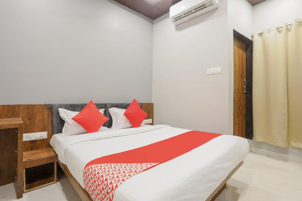 Hotel Shankar Ujjain Bagian luar foto