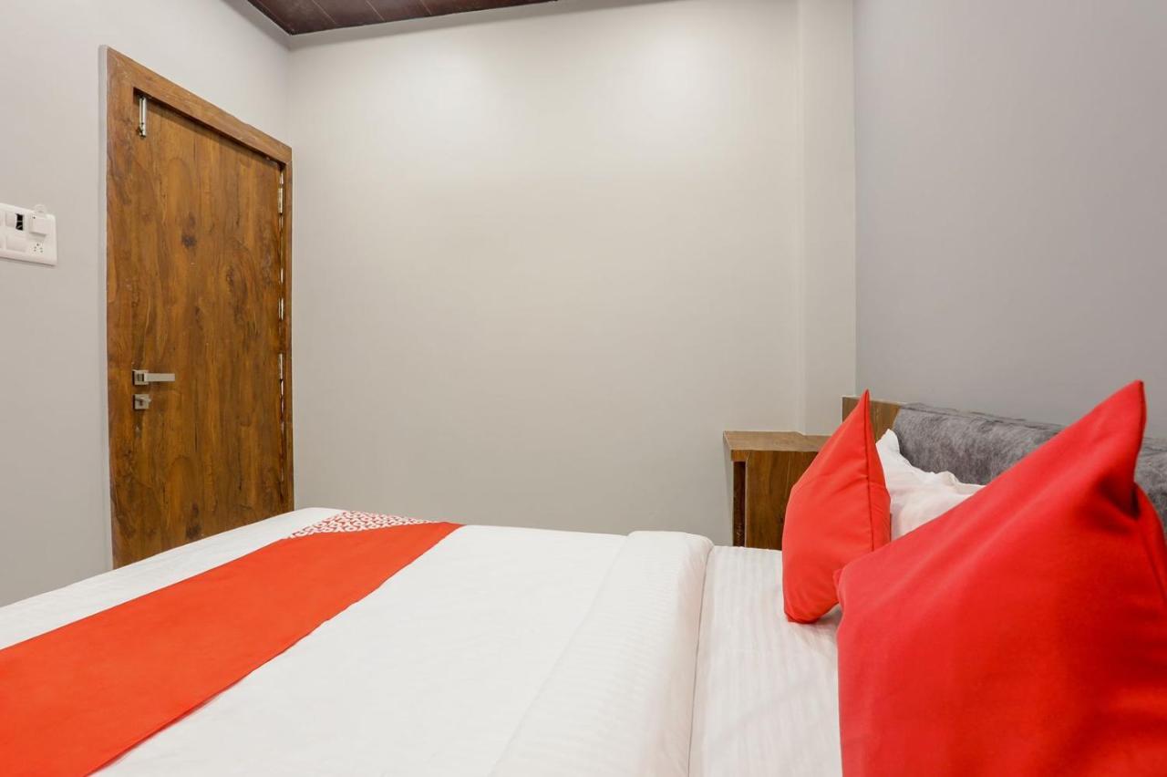 Hotel Shankar Ujjain Bagian luar foto